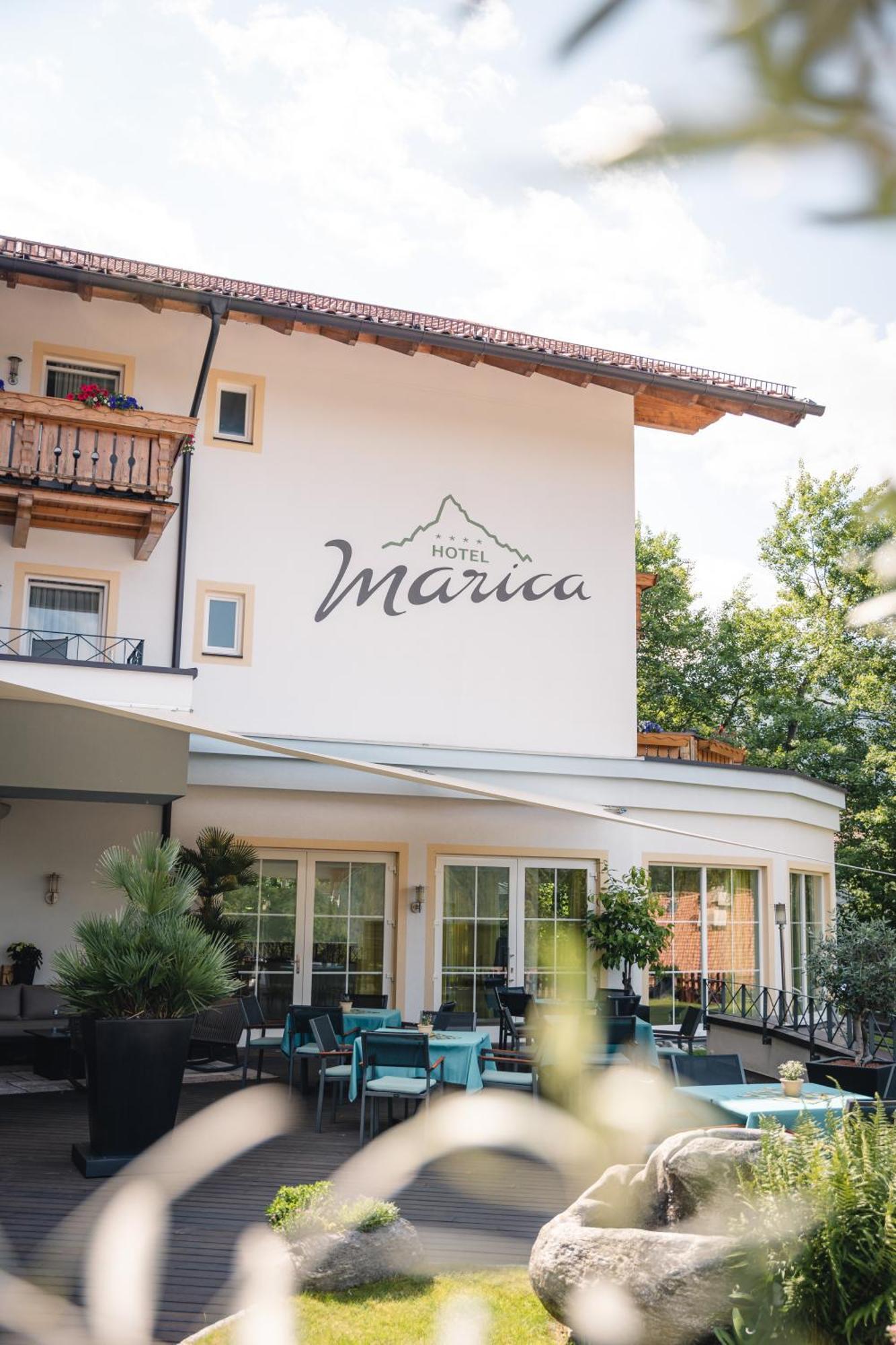 Marica 4*